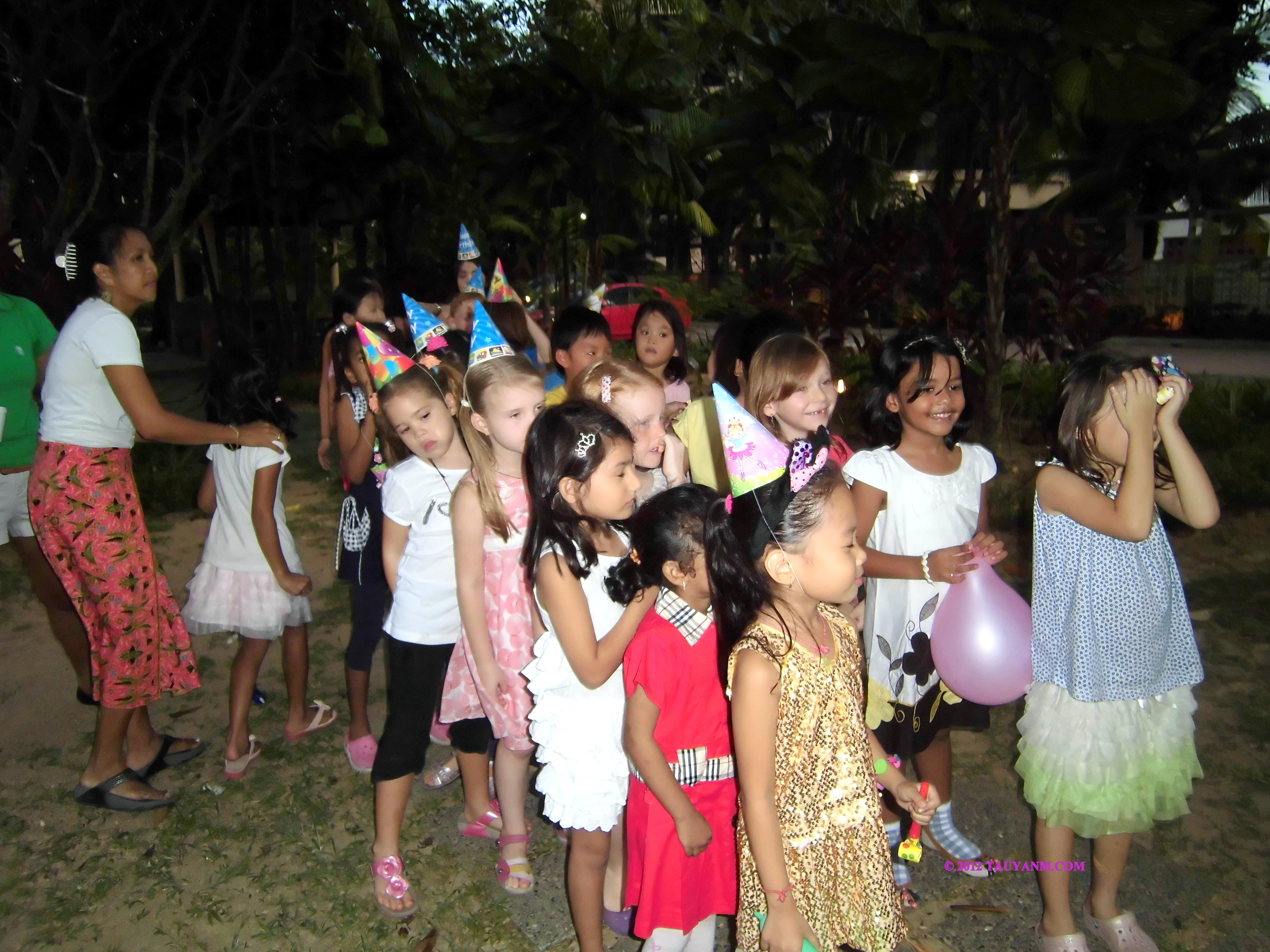 ashleebday2012