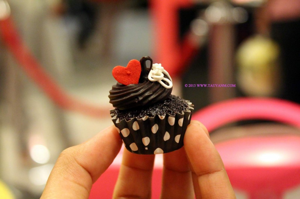 #fashionTravelsminicupcakes
