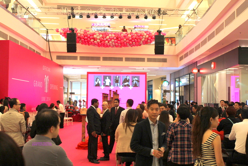#malaysiafashionblogger #fashiontravelswwwtauyanmcom