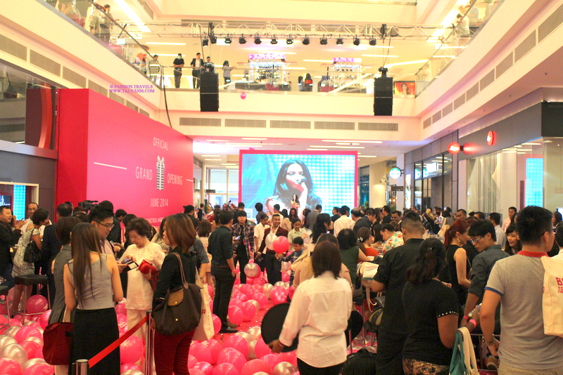#malaysiafashionblogger #fashiontravelswwwtauyanmcom