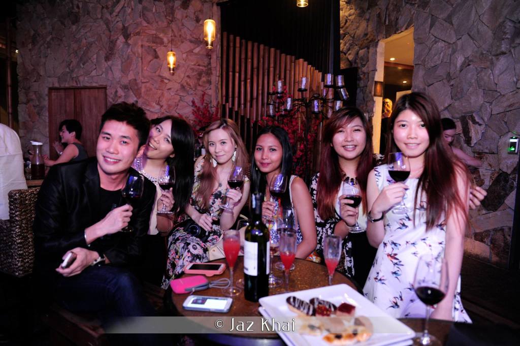 the roof malaysia, signature, malaysia bloggers, nuffnang bloggers, 