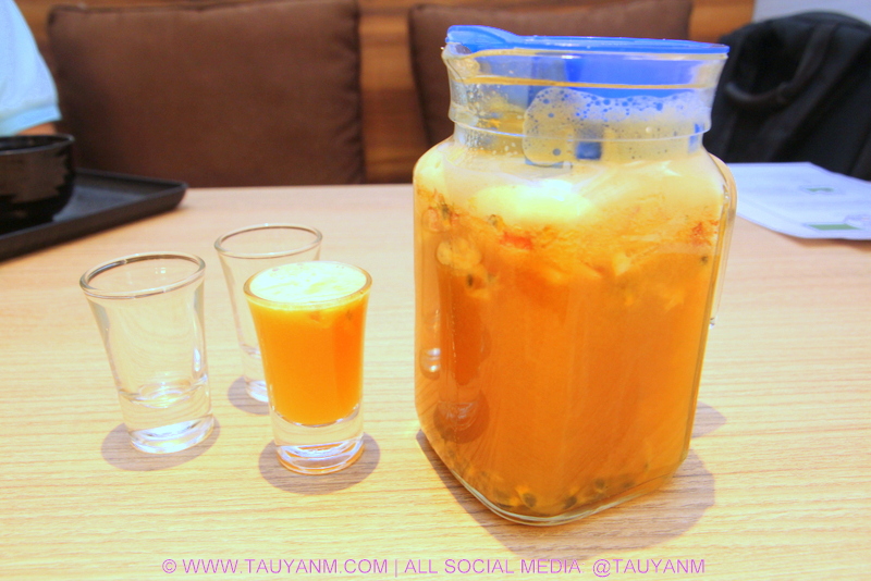 simple life, vegetarian restaurant, malaysia blogger, youtuber, vlogger