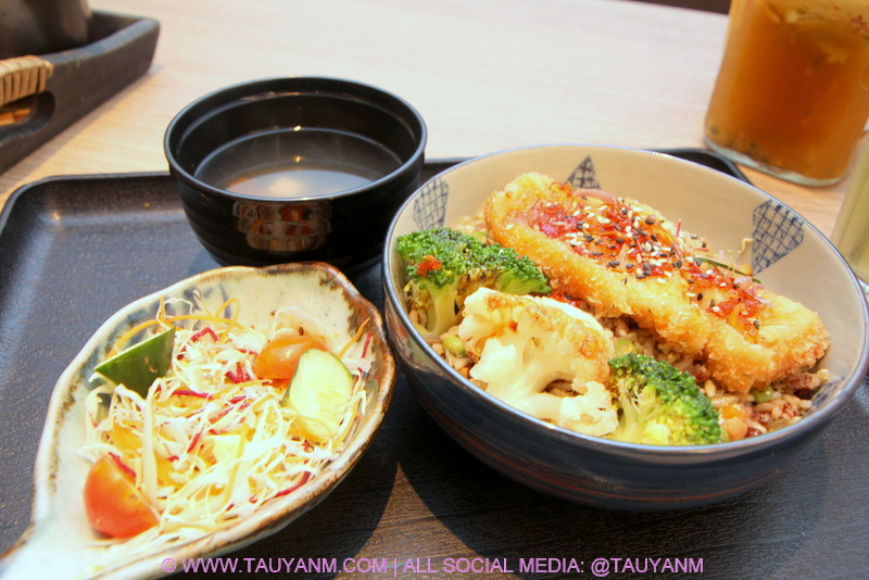 simple life, vegetarian restaurant, malaysia blogger, youtuber, vlogger