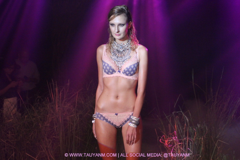 xixili lingerie fashion show, malaysia blogger, youtuber, vlog