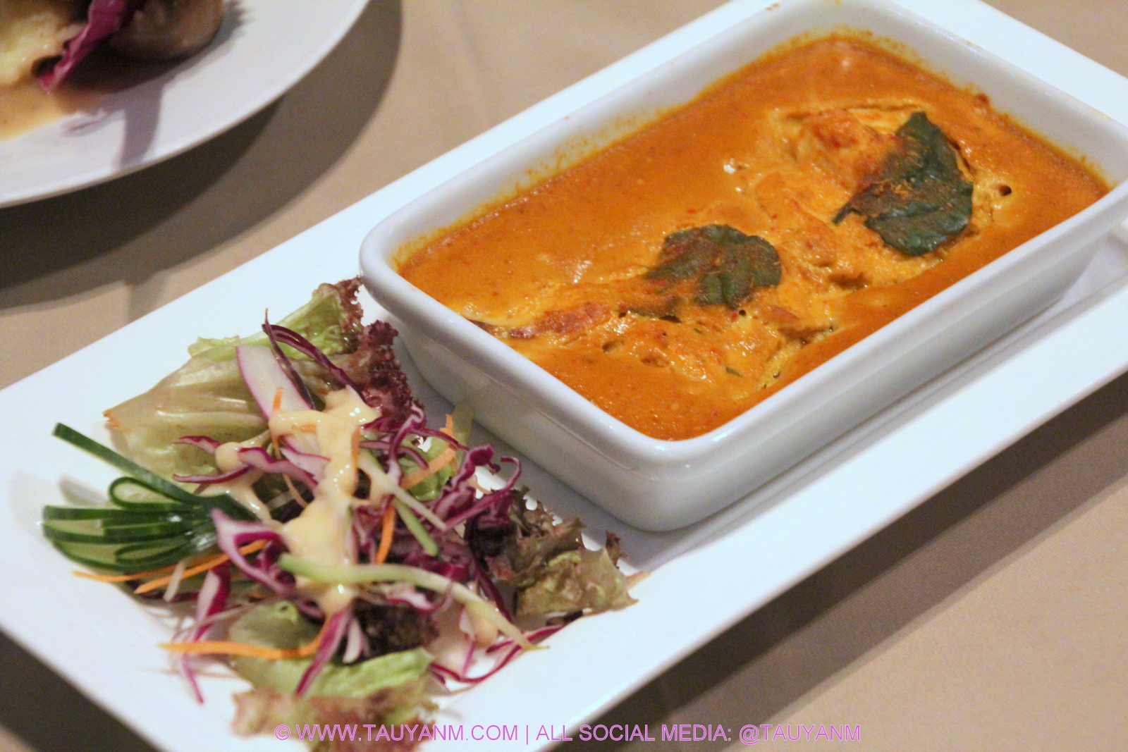 star cafe, kl, malaysia blogger, VLOG, youtuber