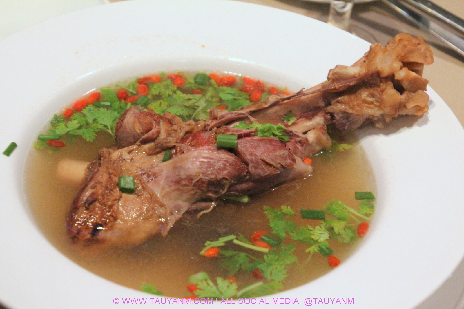 star cafe, kl, malaysia blogger, VLOG, youtuber