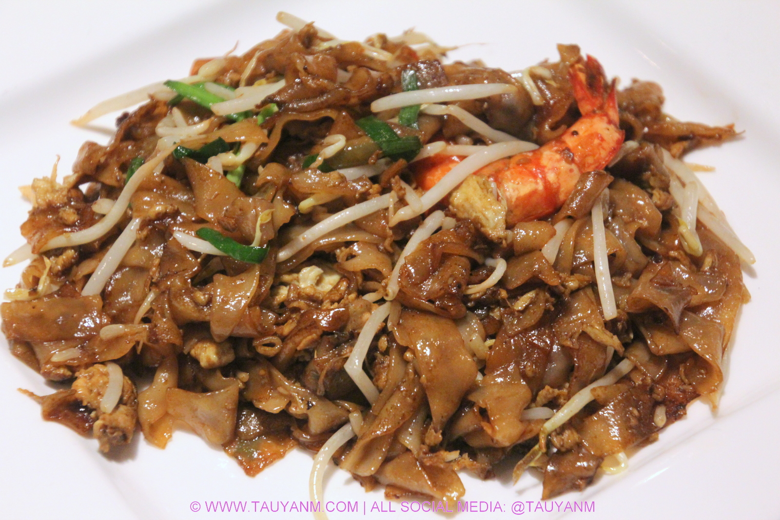 star cafe, kl, malaysia blogger, VLOG, youtuber
