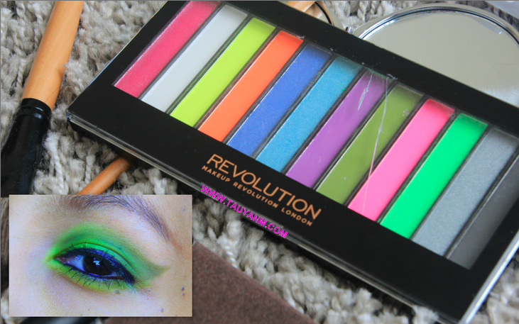St. Patrick's Day Makeup Tutorial for Beginners | Easy Green Smokey Eye