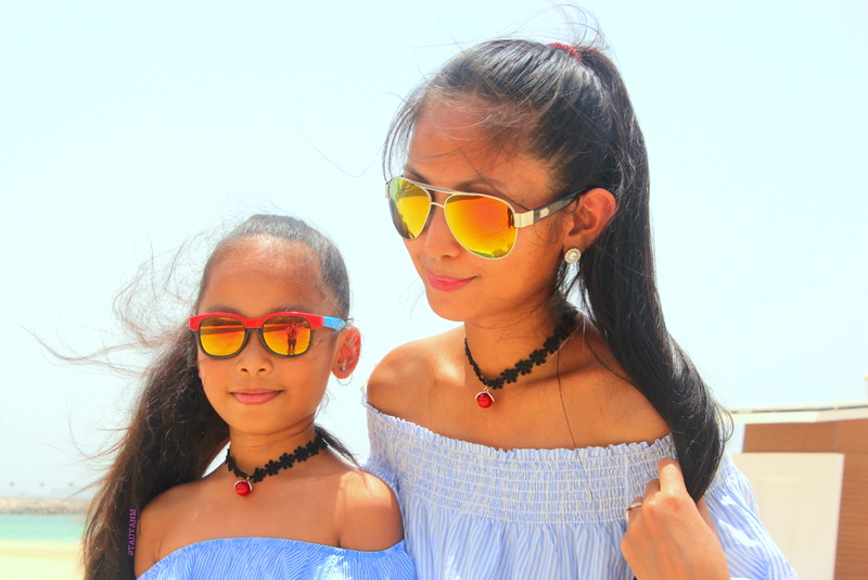 Burj Al Arab, off shoulder, mother and daughter, www.tauyanm.com