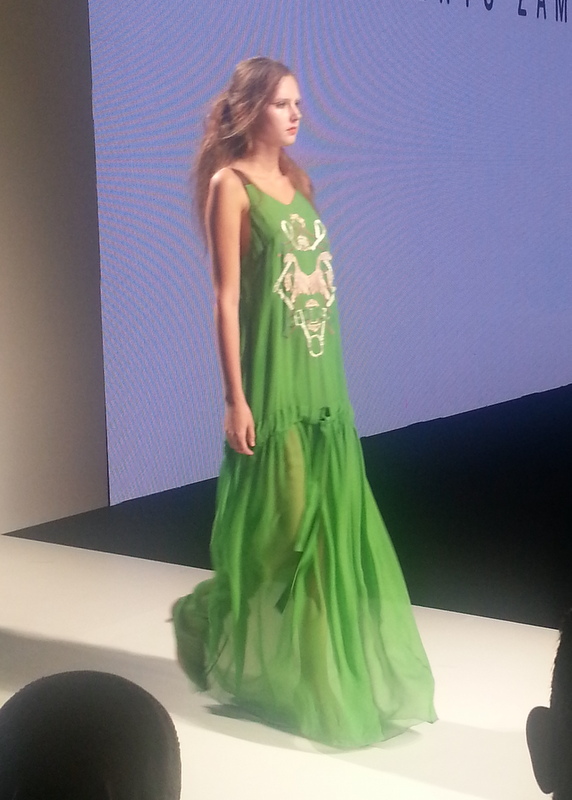 Arab Fashion Week - Dubai Fashion Blogger @tauyanm