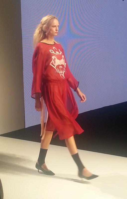 Arab Fashion Week - Dubai Fashion Blogger @tauyanm