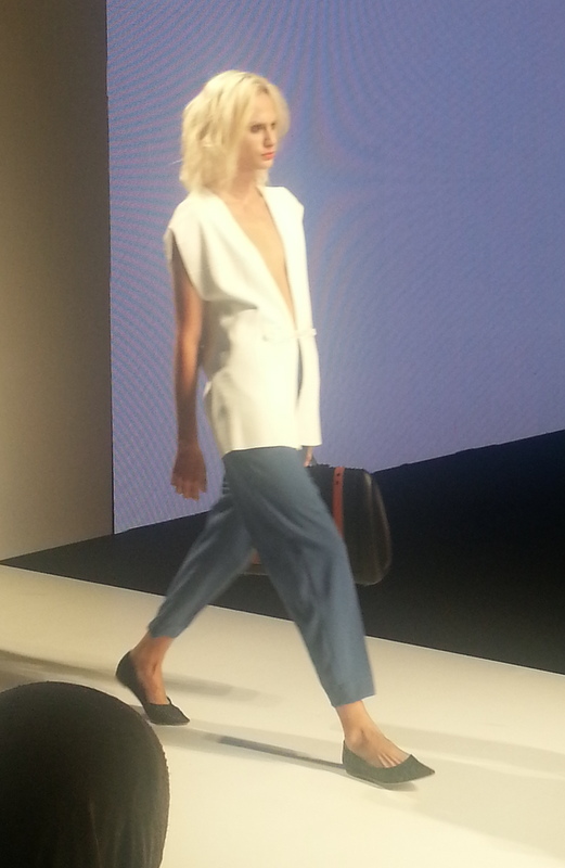 Arab Fashion Week - Dubai Fashion Blogger @tauyanm