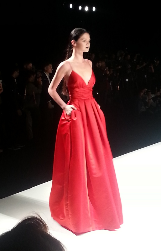 Arab Fashion Week - Dubai Fashion Blogger @tauyanm