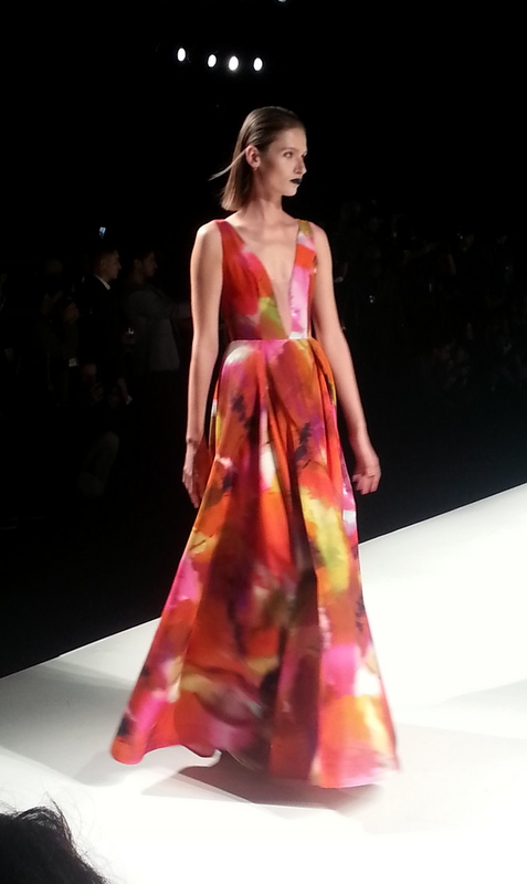 Arab Fashion Week - Dubai Fashion Blogger @tauyanm