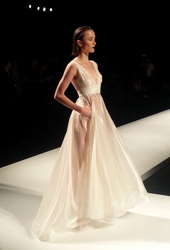 Arab Fashion Week - Dubai Fashion Blogger @tauyanm