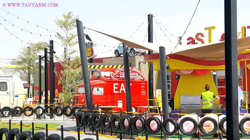 last exit, outlet village, dubai mall, mydubai, dubai blogger, dubai youtuber, dubai vlog, travel dubai