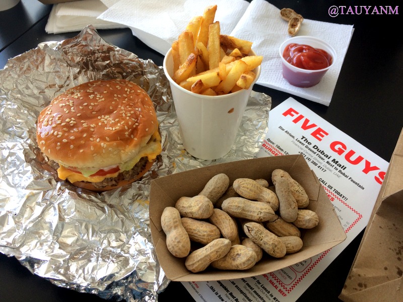 five guys, Dubai blogger