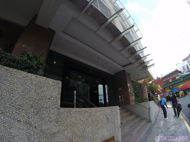 oxford suites makati, P. Burgos Street, filipino blogger