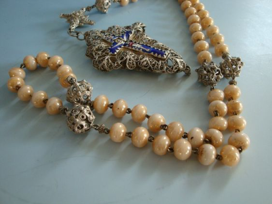 sake of worship, beads for ralaxation, dubai blogger, filipino blogger