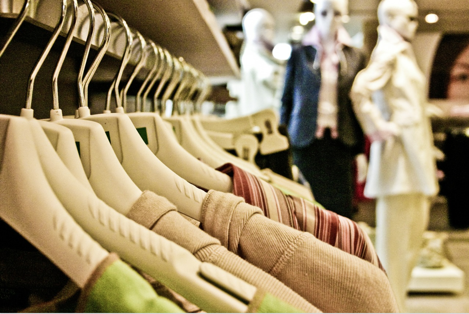 How to Live a Minimalist Life as a Student, dubai blogger, filipino blogger,