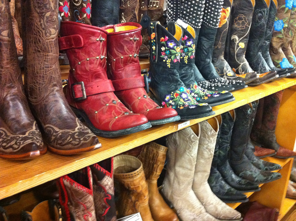 Women Need a Pair of Cowboy Boots, dubai blogger, filipino blogger,
