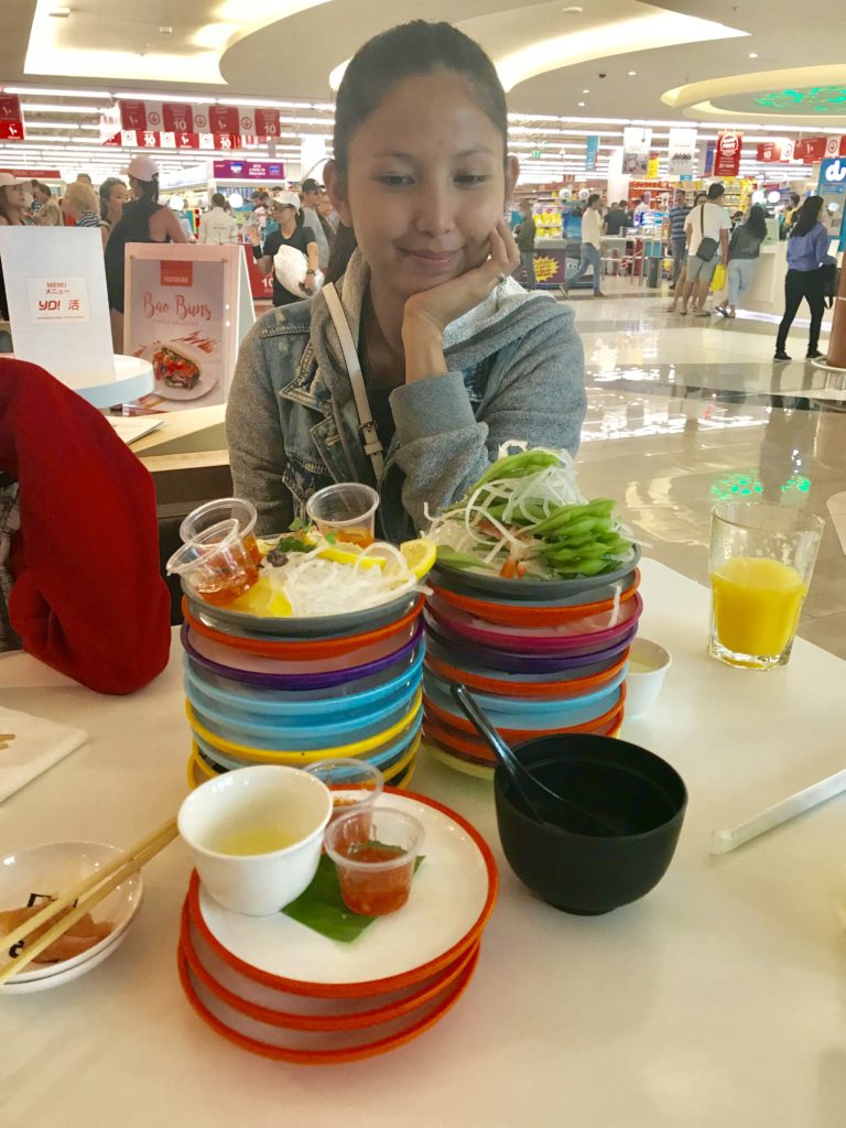 sushi, sashimi, buffet, food in dubai, dubai blogger, filipino blogger, tauyanm, jane fashion travels