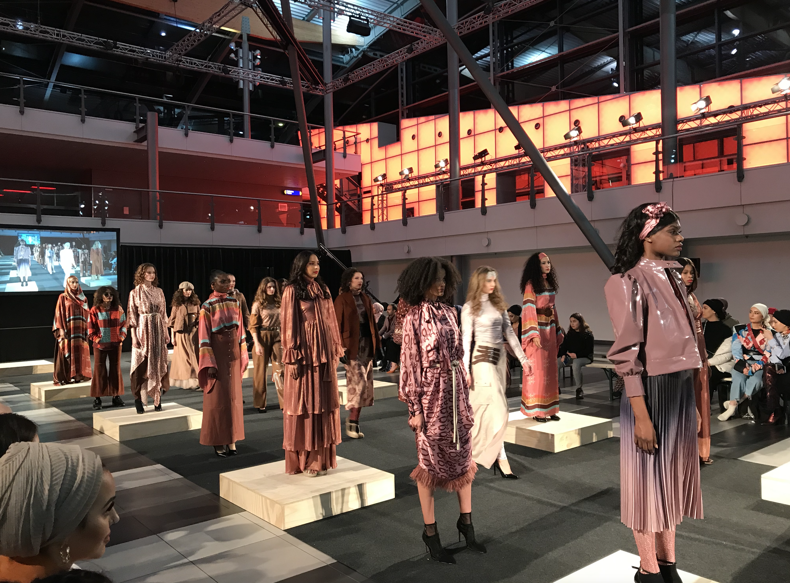 amfw19_amfw, modest fashion week, modest fashion, halima, muslim model, dubai blogger, amsterdam fashion, amsterdam blogger, dubai blogger, jane fashion travels, muslim designers, tauyanm, dubai influencer, fashion week, fashion week