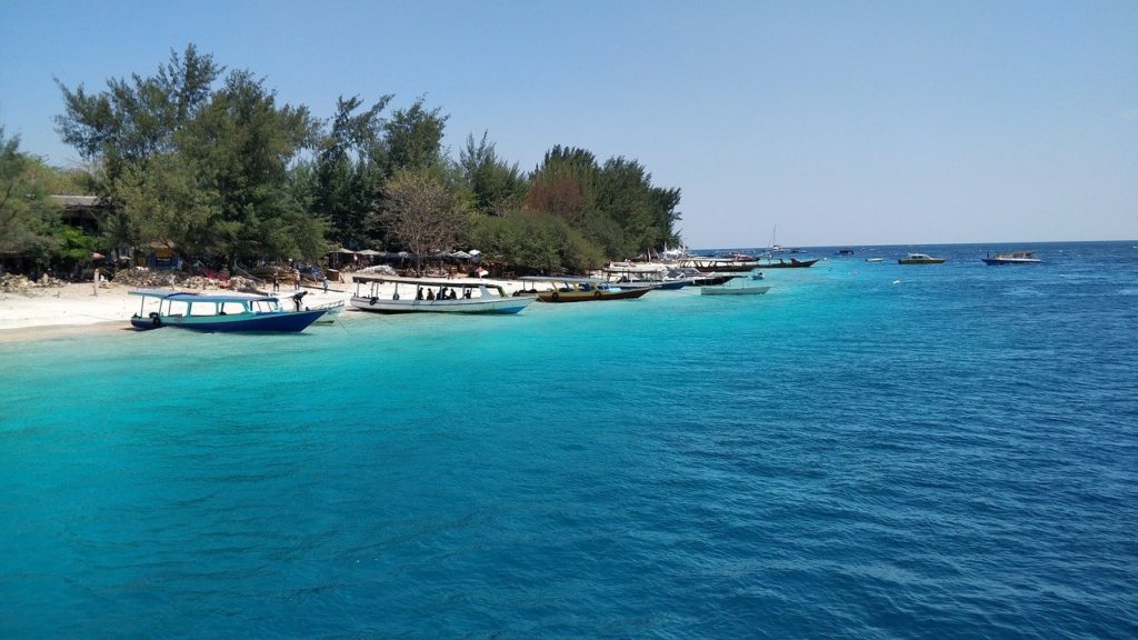 Top 10 unexplored Islands, gili trawangan, dubai blogger, travel blogger, dubai travel blogger, tauyanm, jane fashion travels
