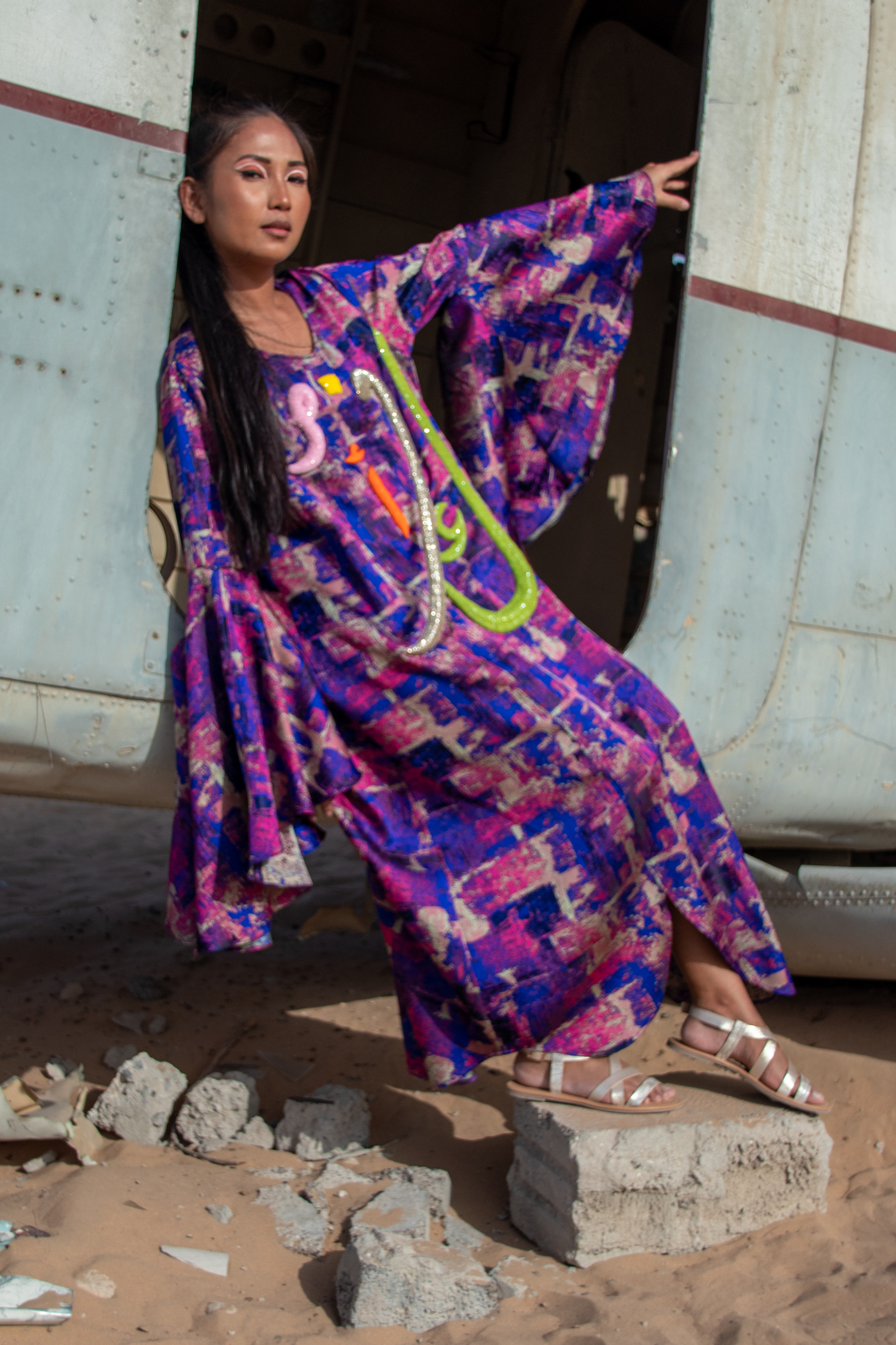 FinoPhotos, model, dubai model, dubai blogger, dubai influencer, model in dubai, blue ,abaya