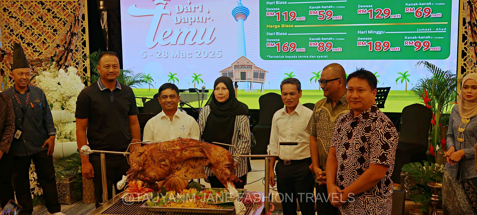 kl tower, ramadan iftar buffet, kuala lumpur malaysia, kol blogger, influencer, youtube vlog, klcc, petronas twin towers, foods to eat in malaysia, expats in malaysia, food blogger, roast lamb, IMG_3104